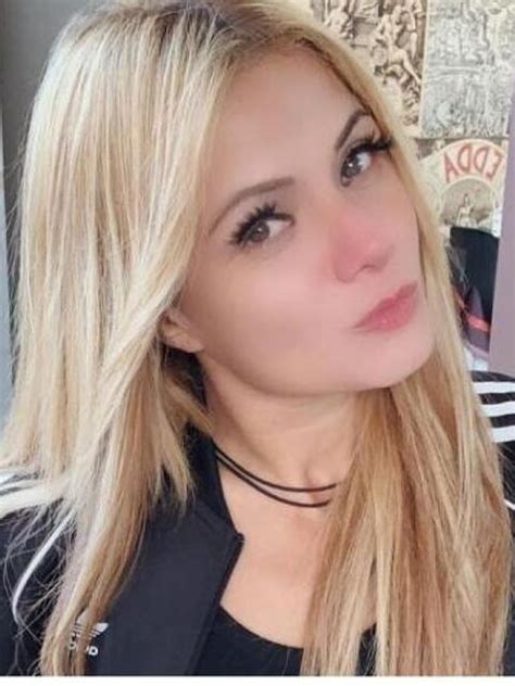 bakeca cagliari donna cerca uomo|Escort Cagliari